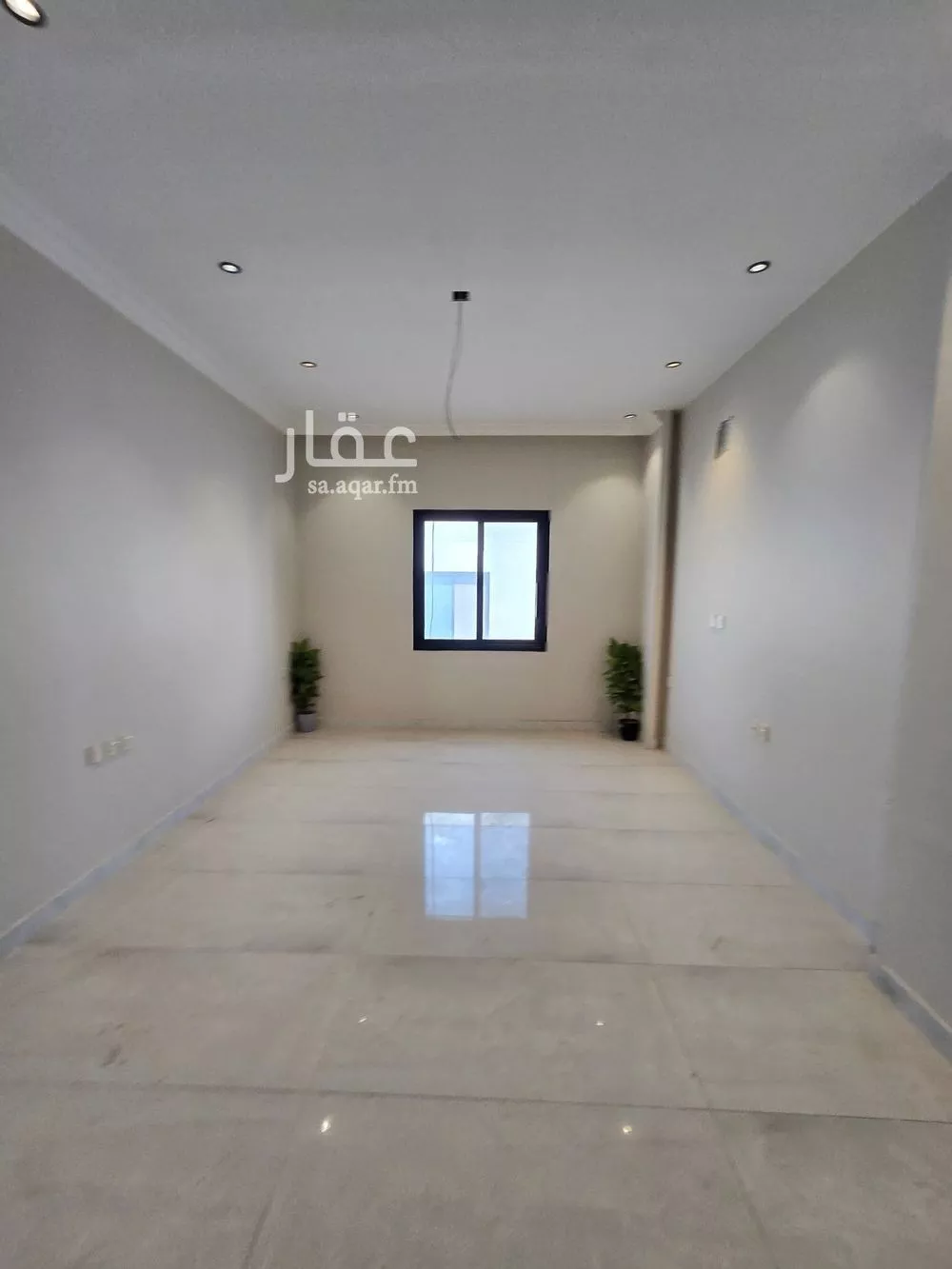 شقة 4 غرف في الحمرا 4