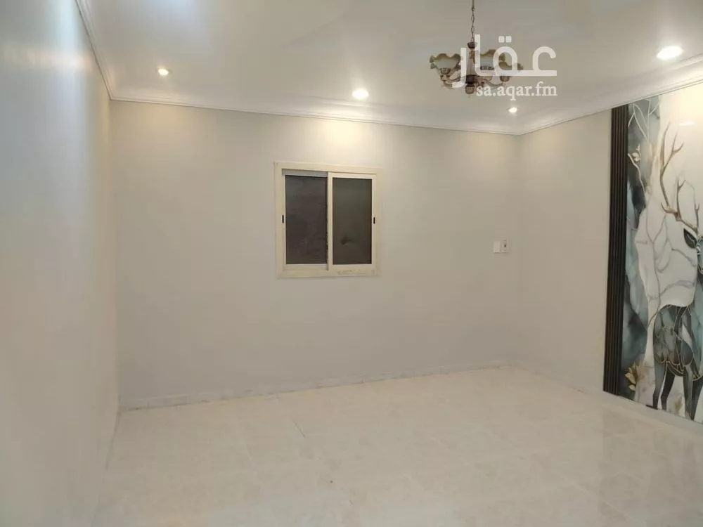 شقة 5 غرف في النور 5