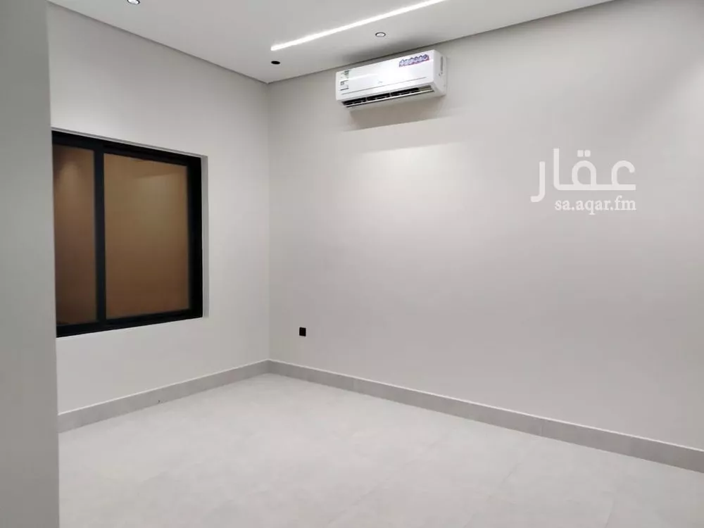 شقة 4 غرف في الحمرا 3