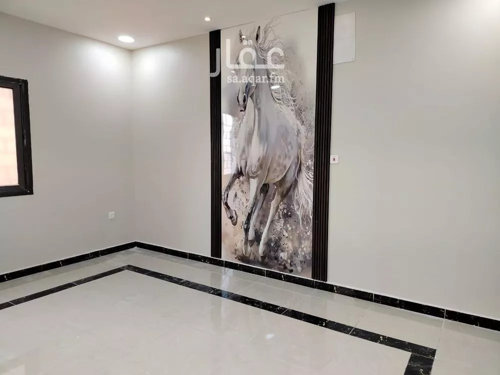 شقة 5 غرف في ضاحية الملك فهد 2