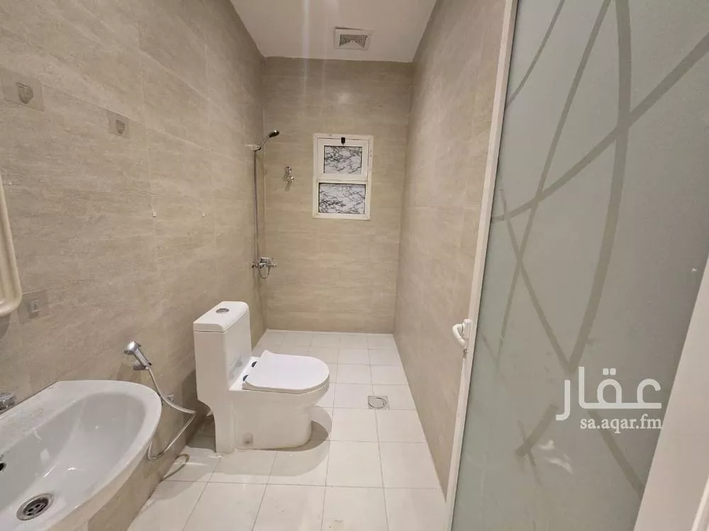 6 bedroom apartment in Al Fayha, Eastern Province 21
