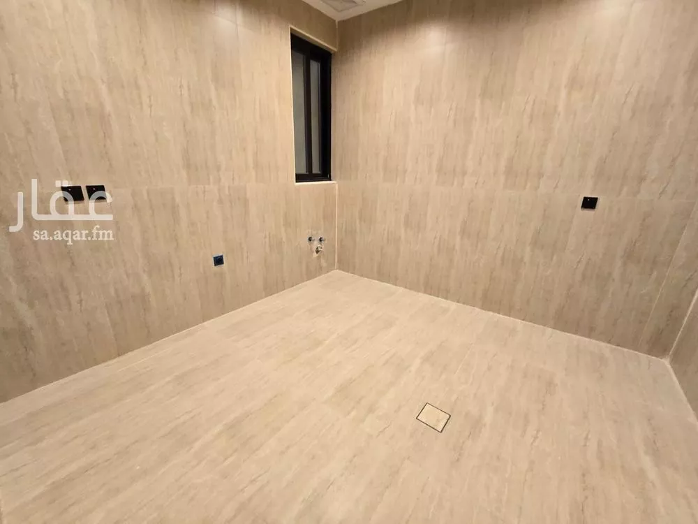 شقة 4 غرف في الشعلة، الدمام 15