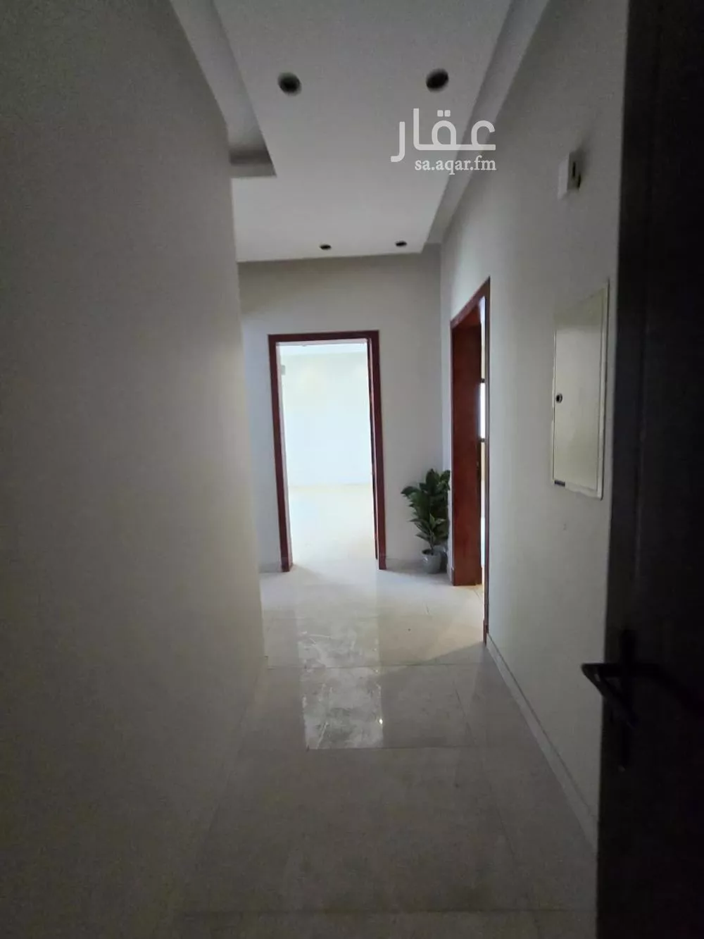 شقة 4 غرف في الحمرا 2