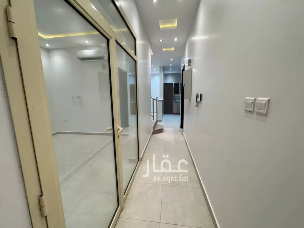 3 bedroom apartment in Al Aridh 5