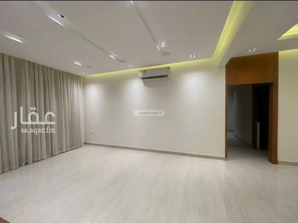 شقة 3 غرف في الملقا 4