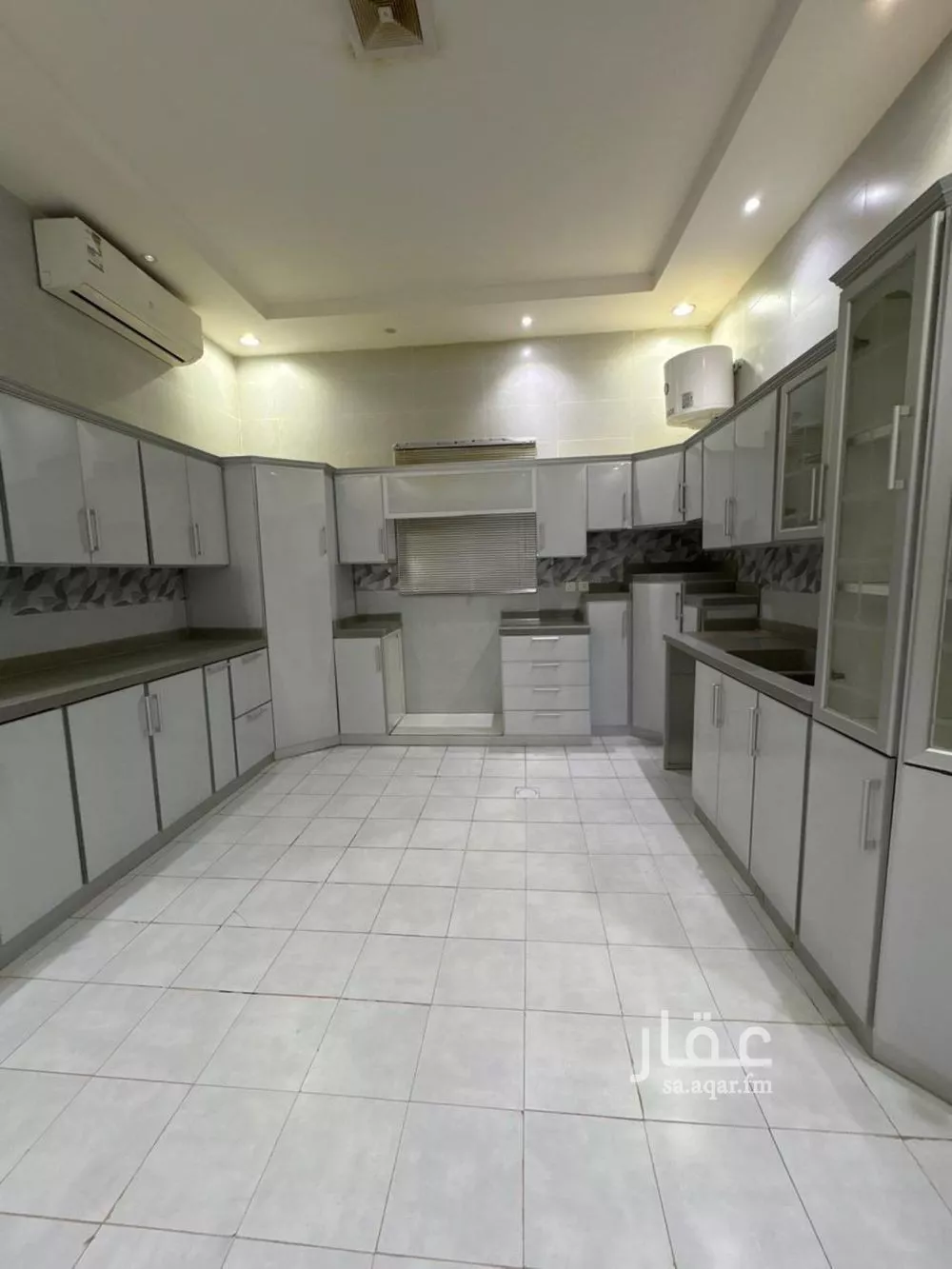 فيلا 6 غرف في المونسية 5