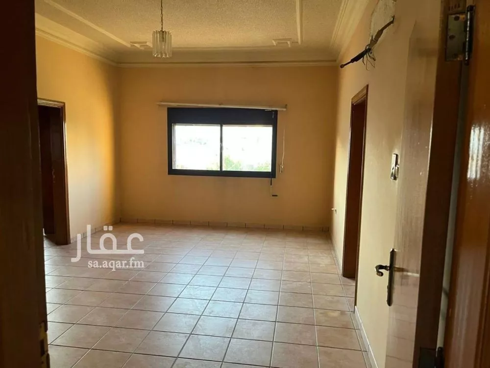 دور 4 غرف في العارض 1