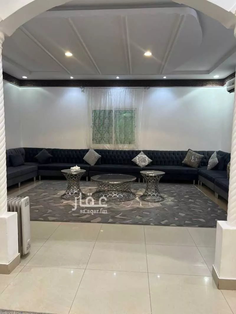7 bedroom apartment in Al Munsiyah 2