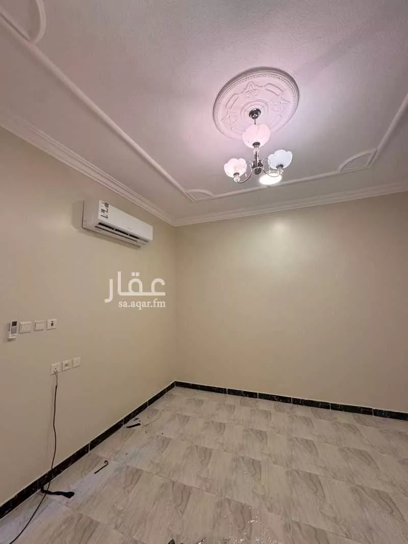 3 bedroom floor in Al Munsiyah 3
