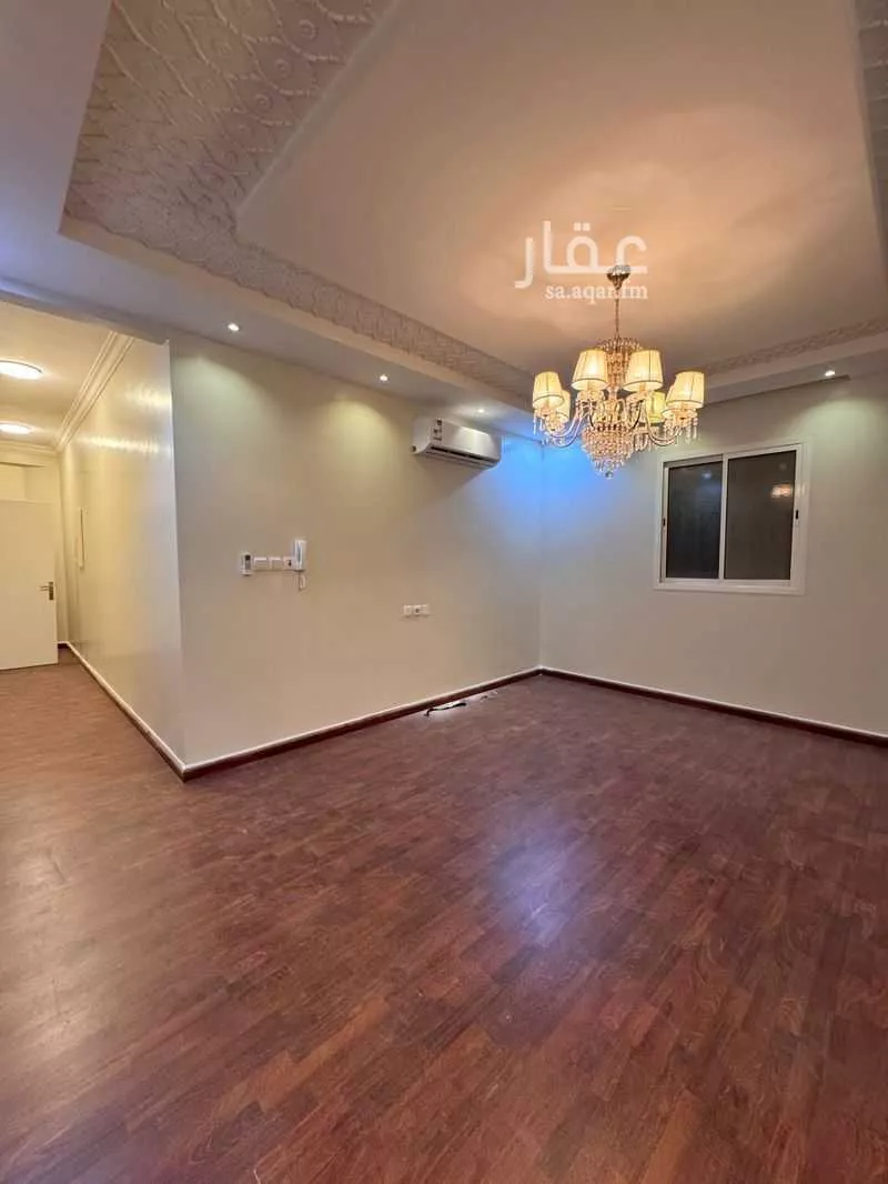 3 bedroom floor in Al Munsiyah 2