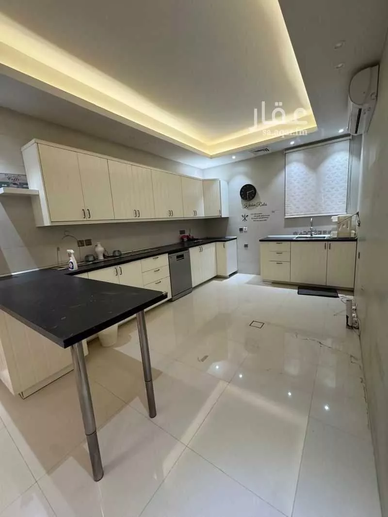 شقة 4 غرف في الملقا 4