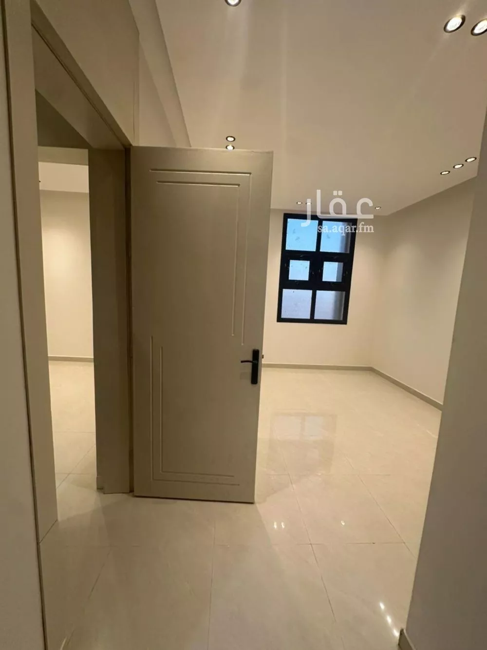 فيلا 6 غرف في الرمال 2