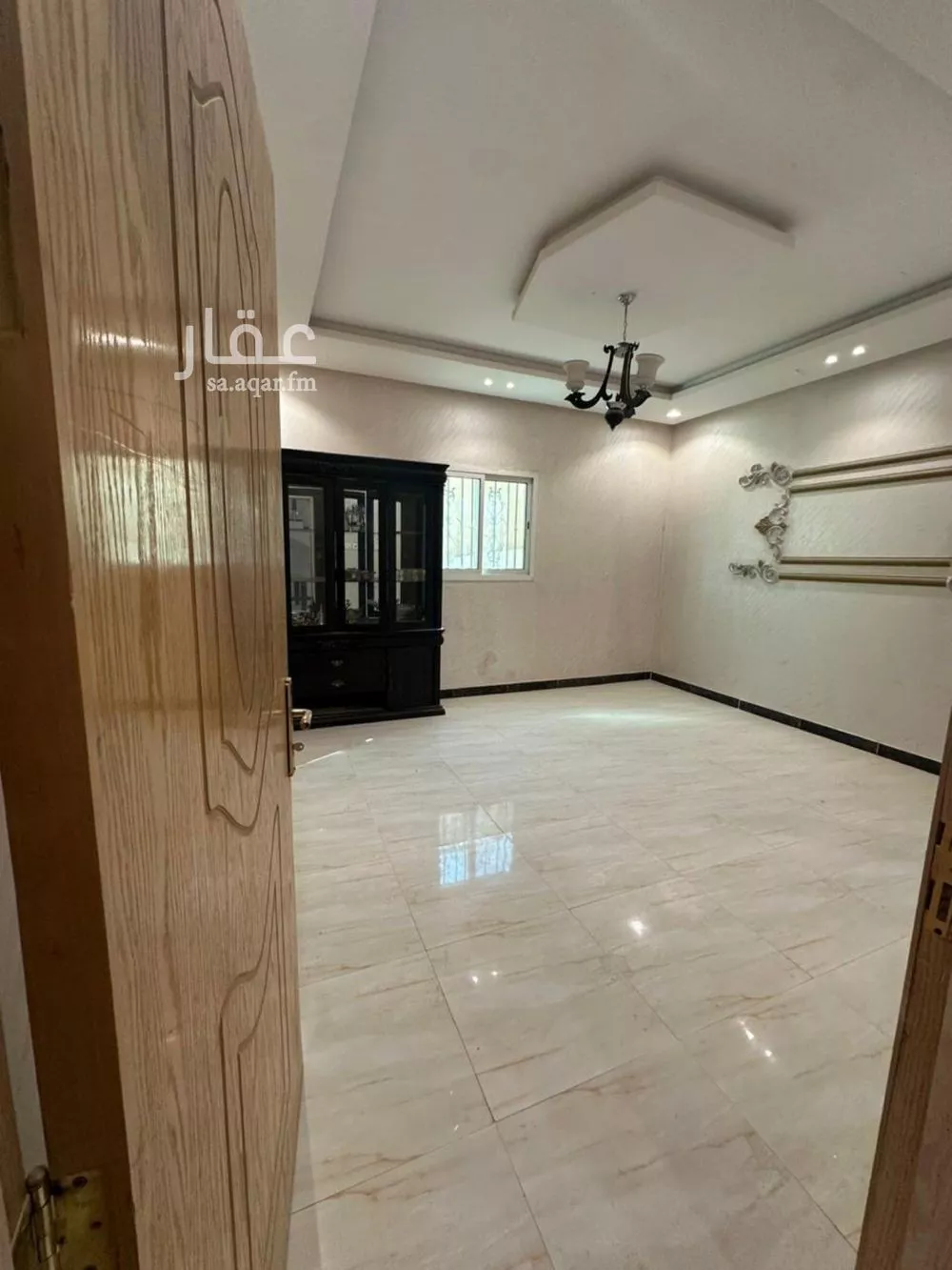 فيلا 8 غرف في الرمال 4