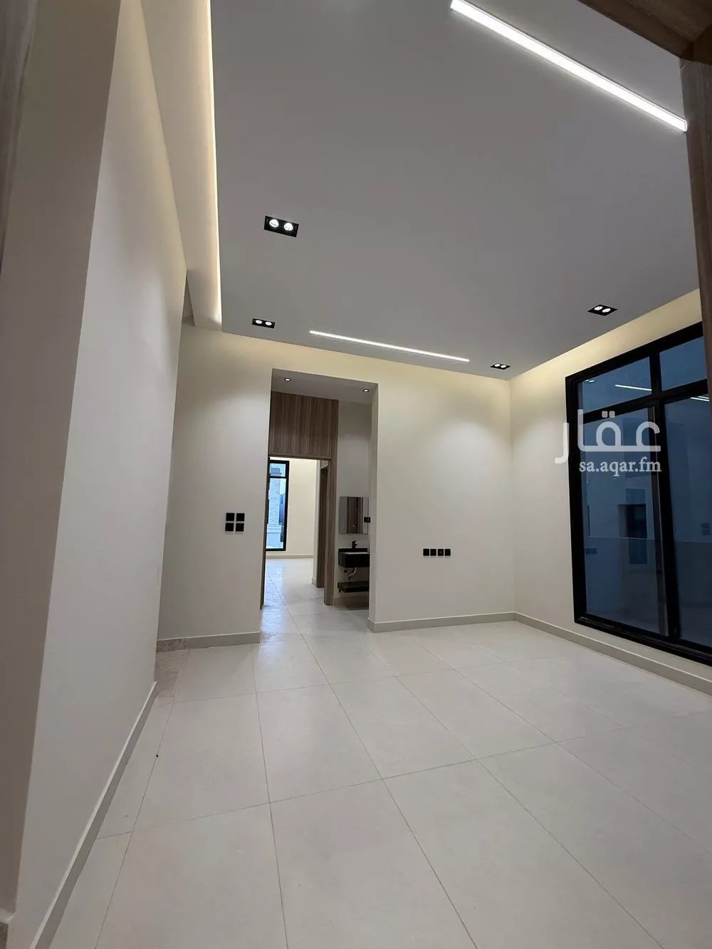 8 bedroom villa in Ash Sharq, Riyadh 15