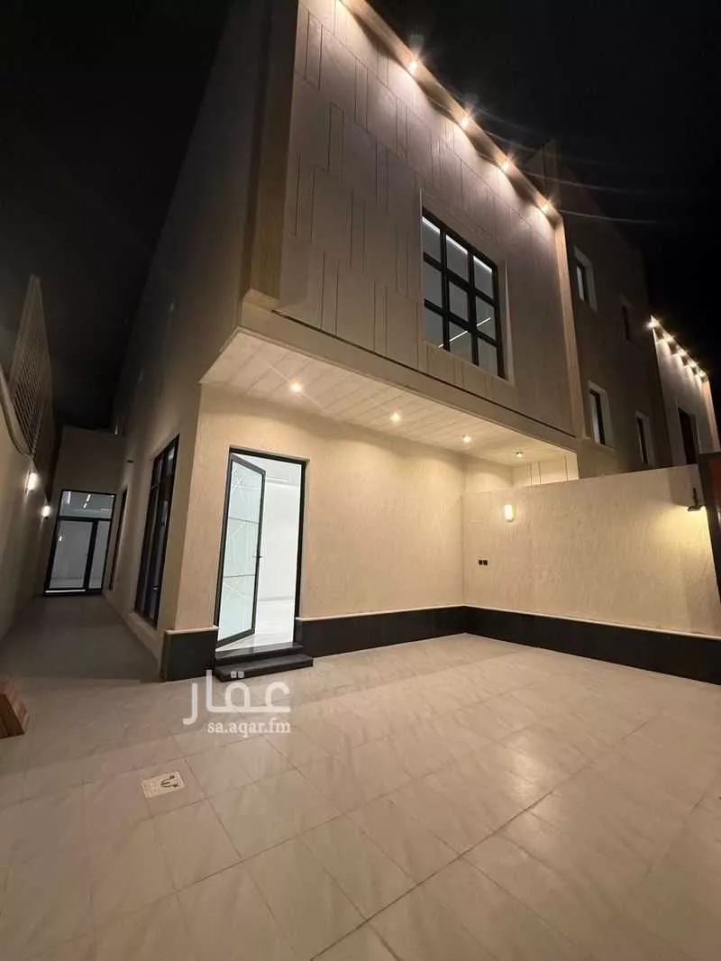 6 bedroom floor in Al Munsiyah 2