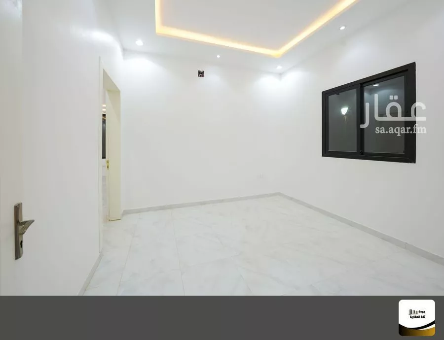 فيلا 8 غرف في الجنادرية 3