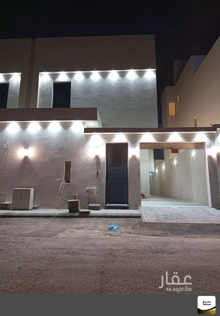 فيلا 8 غرف في الجنادرية 1