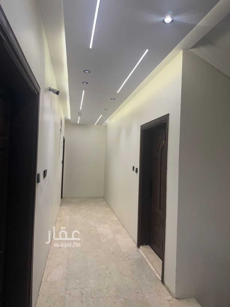 2 bedroom apartment in Al Hamdaniyah, Jeddah 4