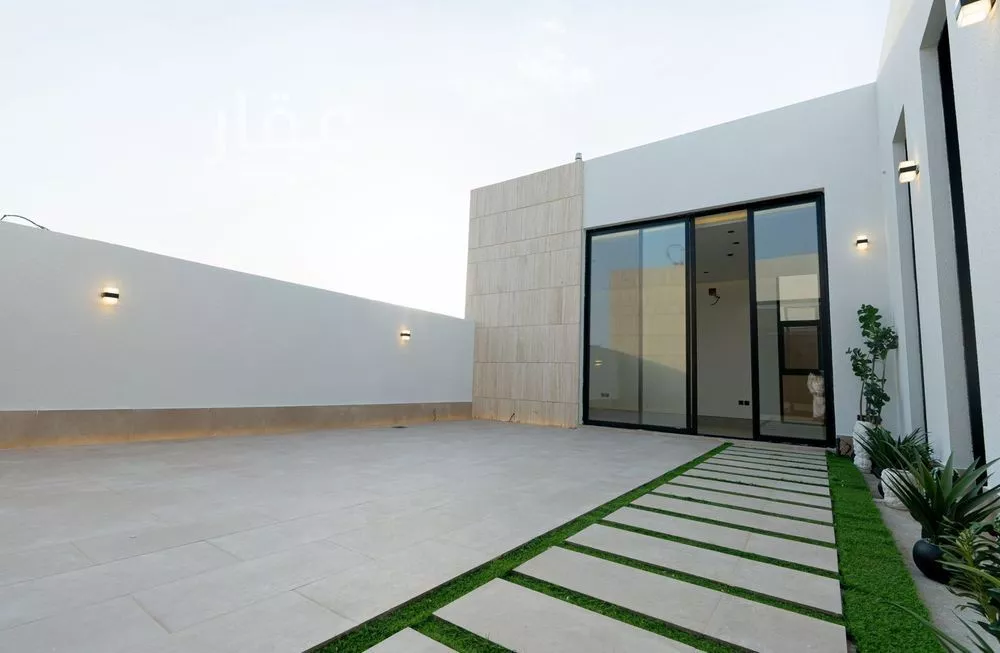 4 bedroom apartment in Al Aridh, Riyadh 9