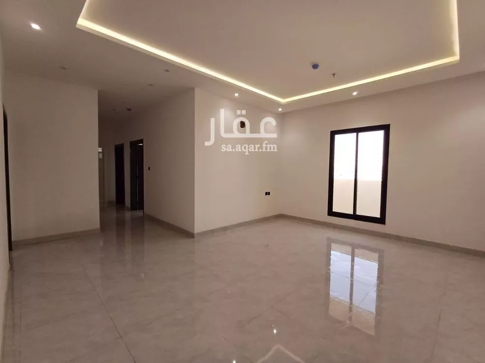 شقة 3 غرف في الرمال 2