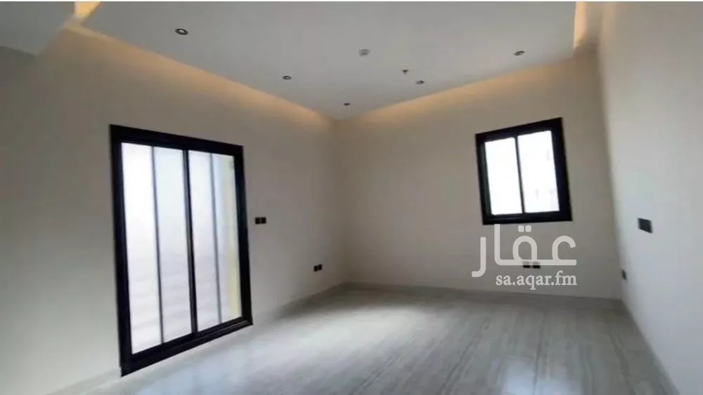 شقة 4 غرف في الرمال 5