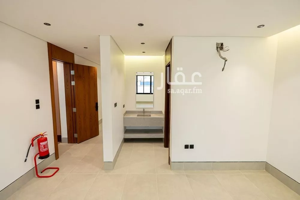4 bedroom apartment in Al Aridh, Riyadh 16