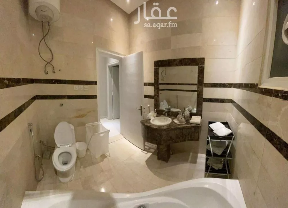 فيلا 5 غرف في المونسية 4