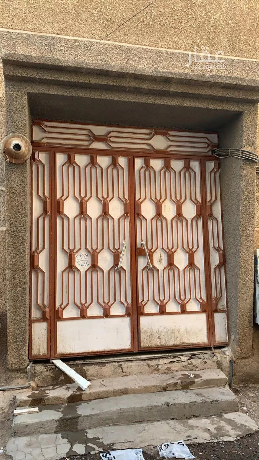 280 sqm building in Bani Dhafar 1