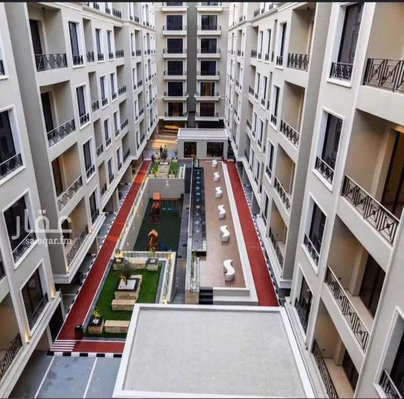 4 bedroom apartment in Al Hizam Al Thahabi 2