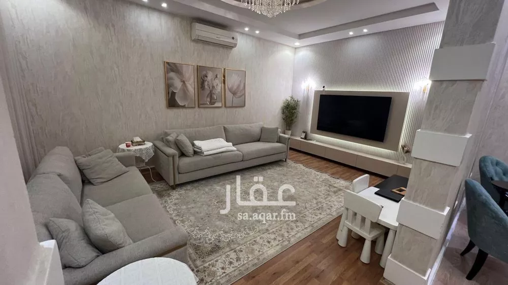 فيلا 11 غرف في العارض 3