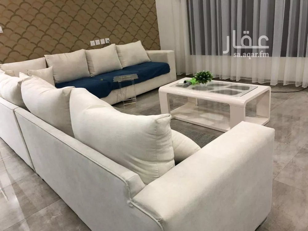 فيلا 5 غرف في العارض 2