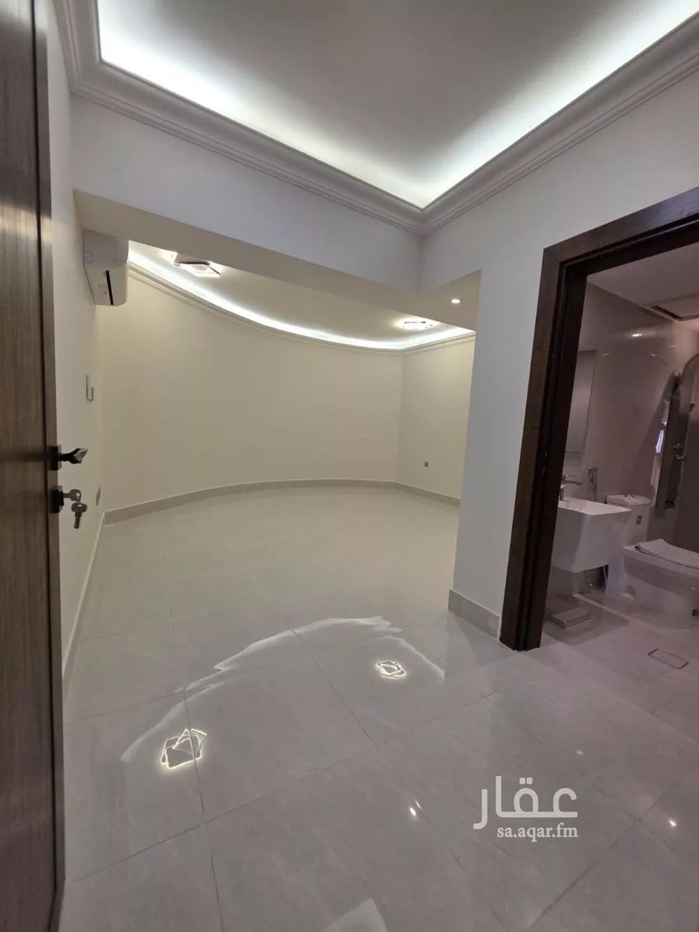 4 bedroom floor in Al Qairawan 5