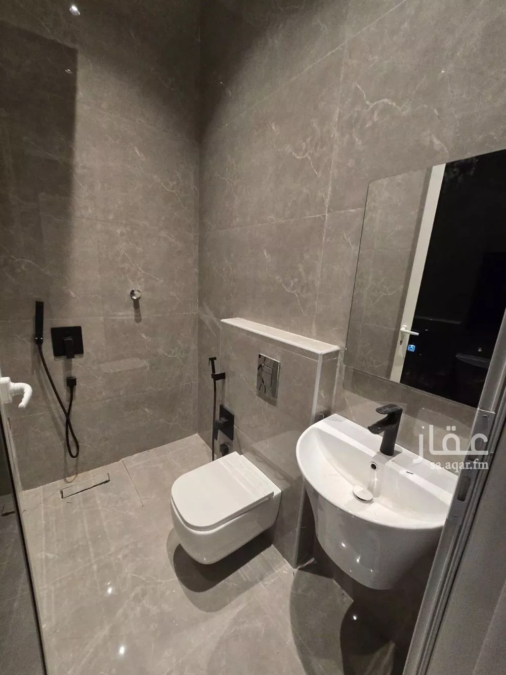 5 bedroom villa in Al Narjis 4