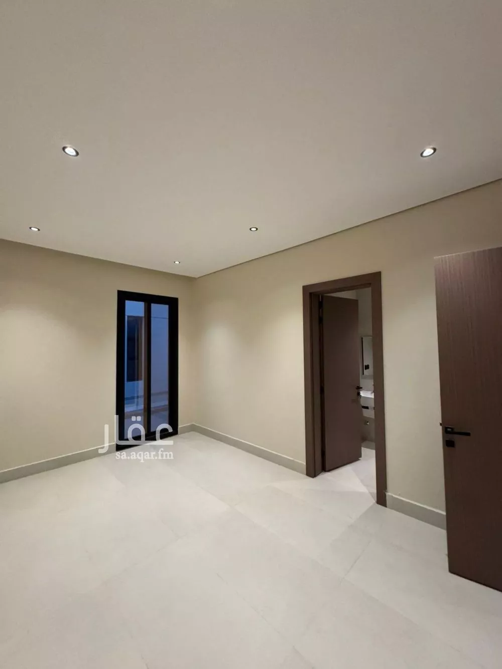 دور 3 غرف في العارض 3