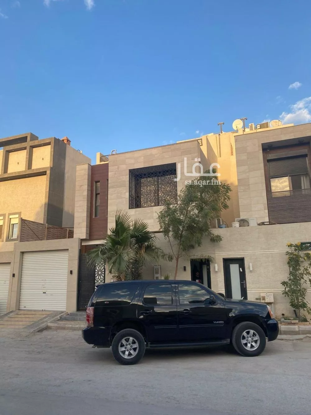 فيلا 4 غرف في العارض 4