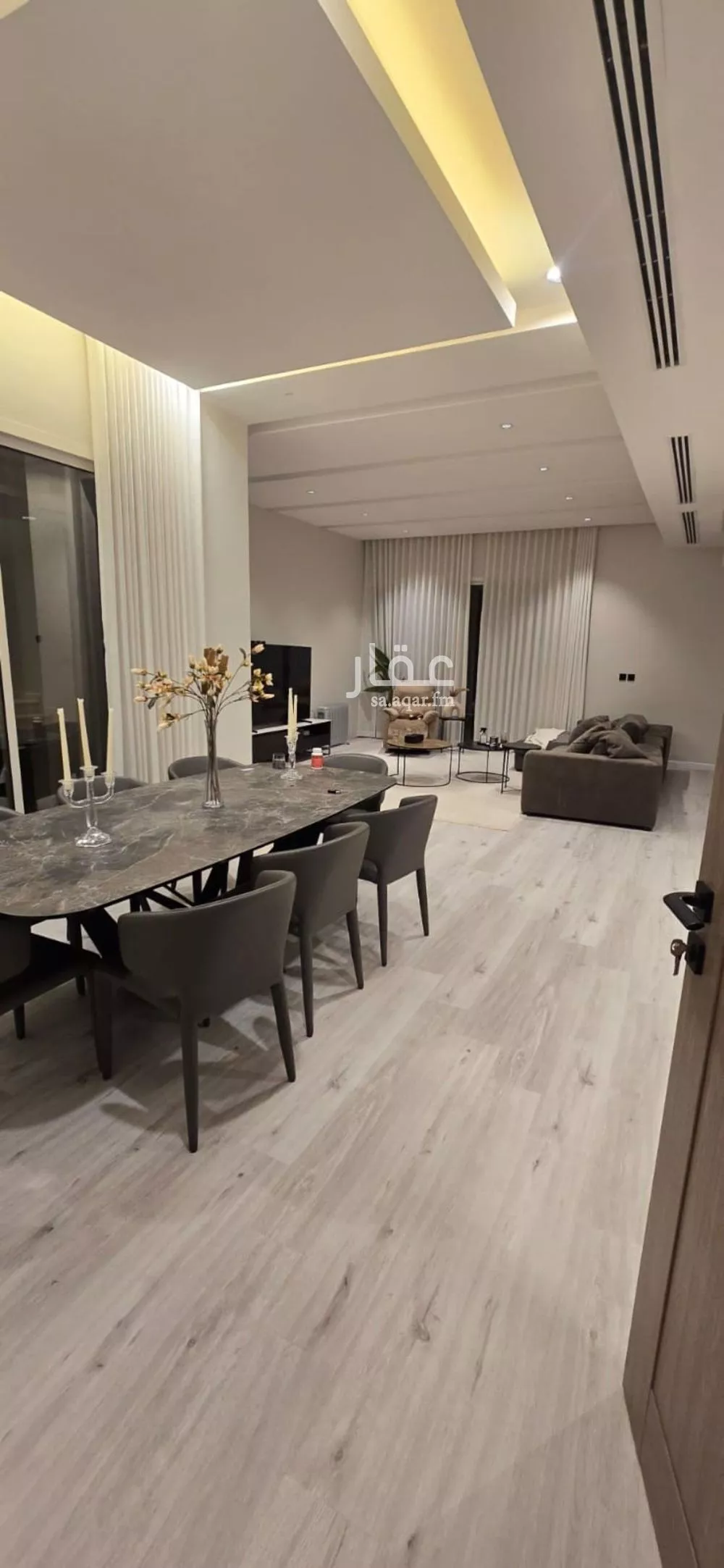 فيلا 5 غرف في العارض 2