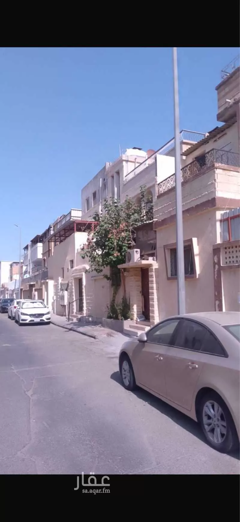 عمارة 396 م² في النخيل 3