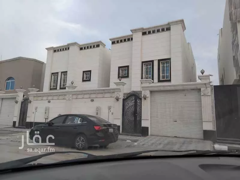 شقة 10 غرف في ضاحية الملك فهد