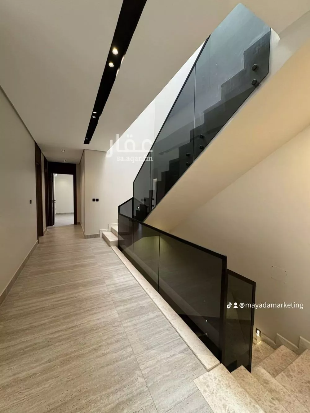 فيلا 5 غرف في الصدفة 5