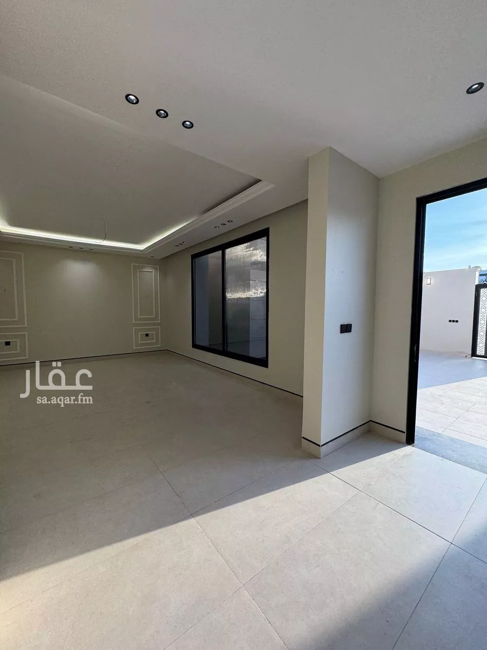 فيلا 6 غرف في الشراع 2