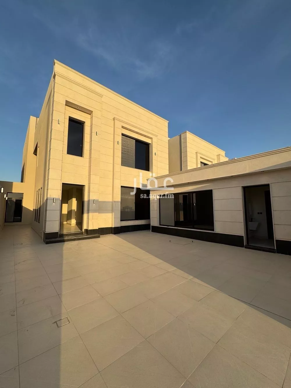 فيلا 6 غرف في الشراع 1