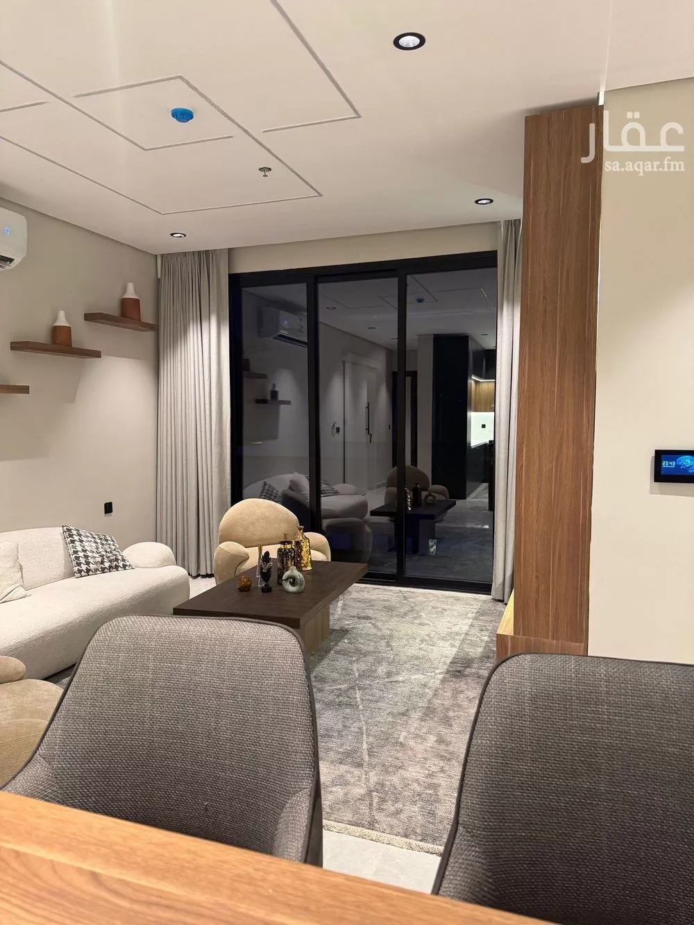 شقة 4 غرف في الحمرا 4