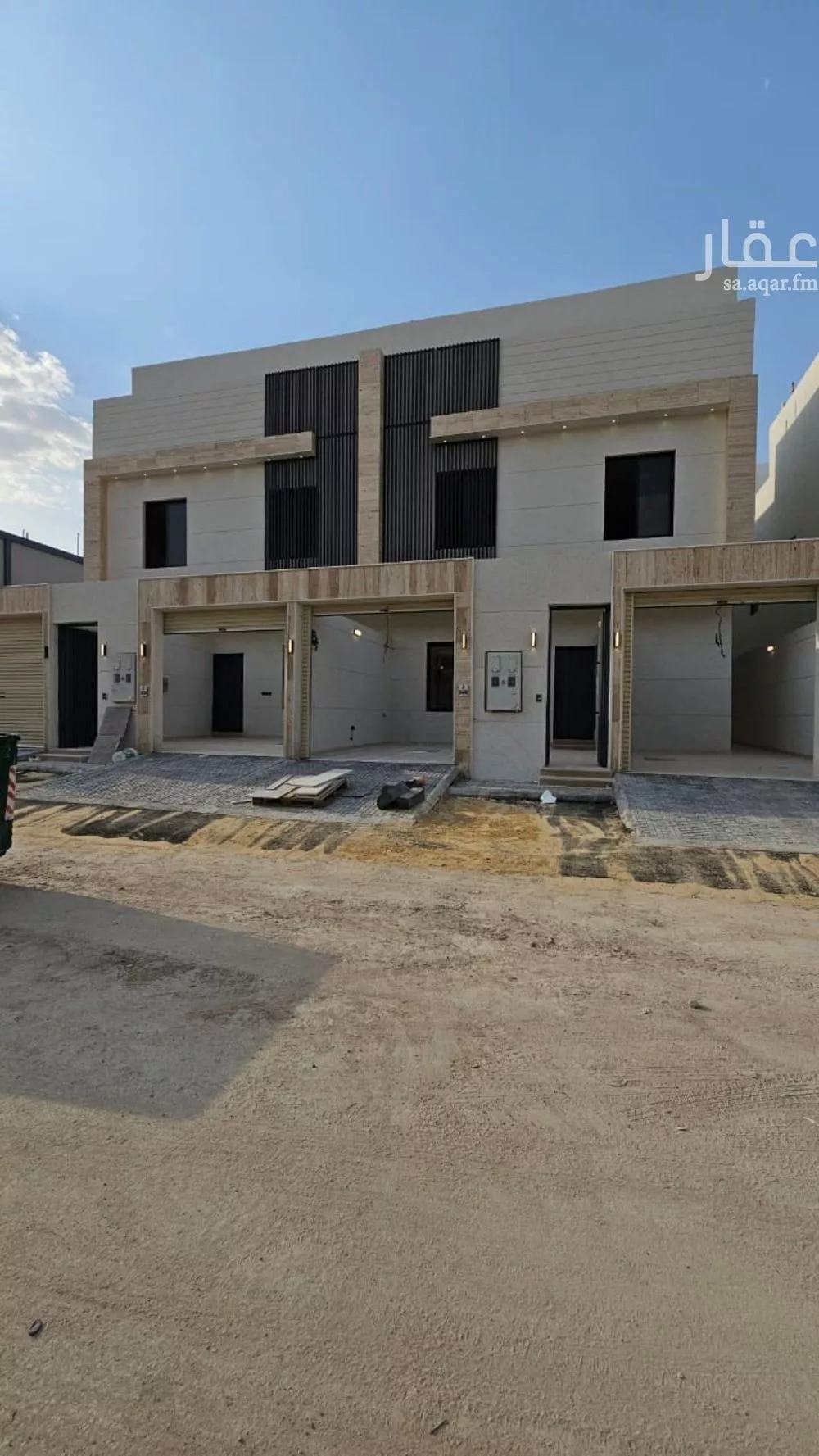 فيلا 5 غرف في عكاظ 2