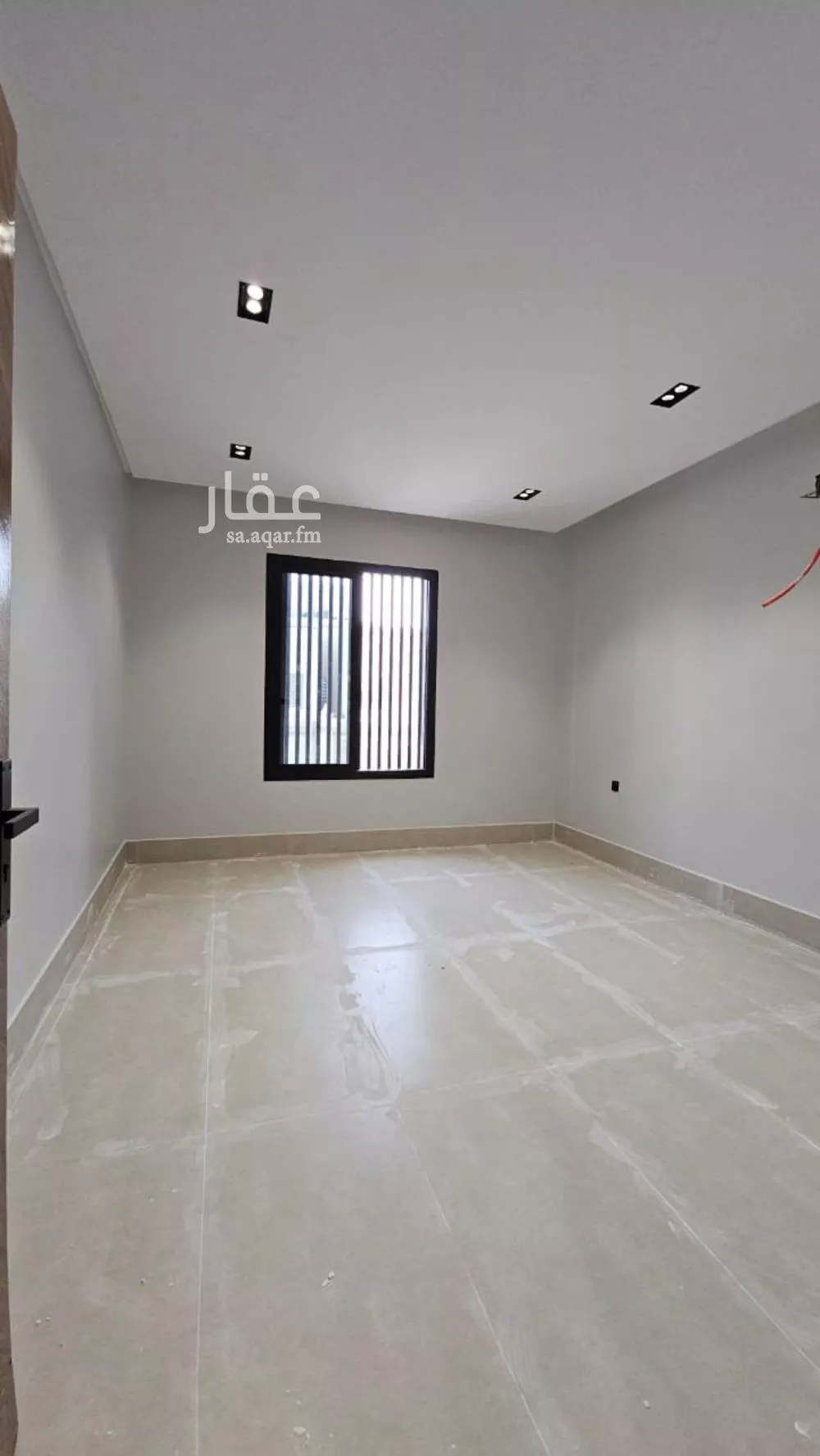 فيلا 5 غرف في عكاظ 4