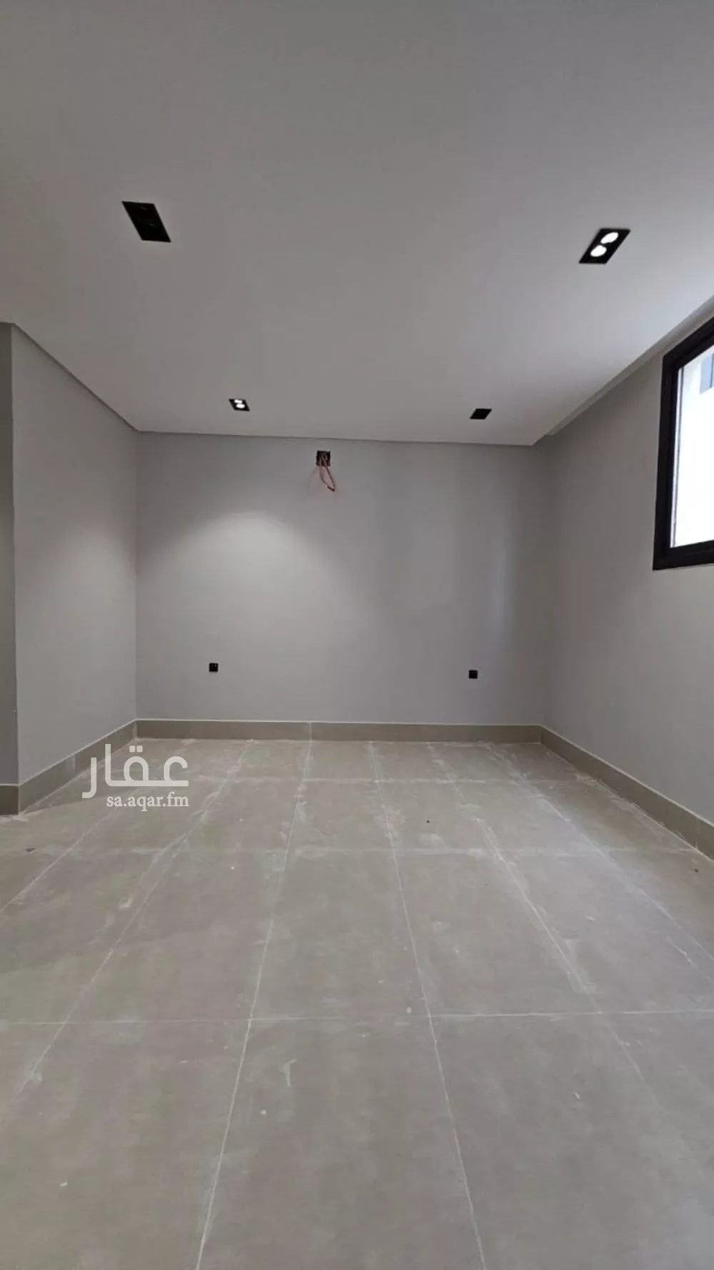 فيلا 5 غرف في عكاظ 5