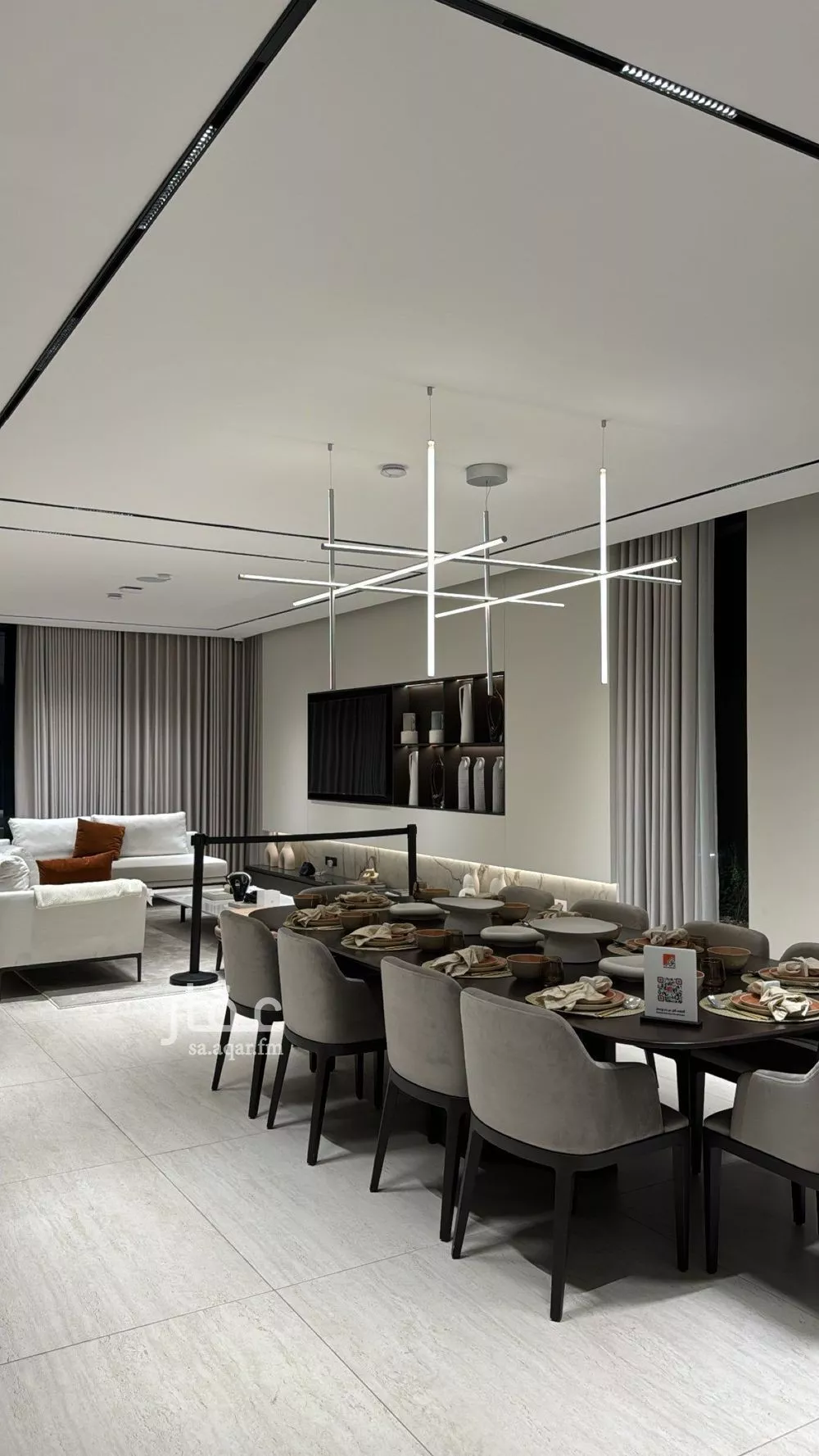 فيلا 5 غرف في السيف 3