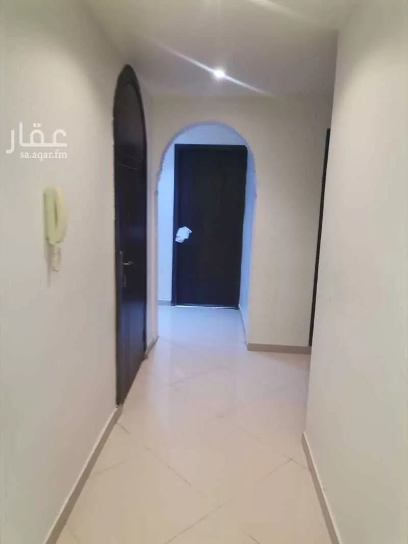 عمارة 619 م² في التنعيم 3