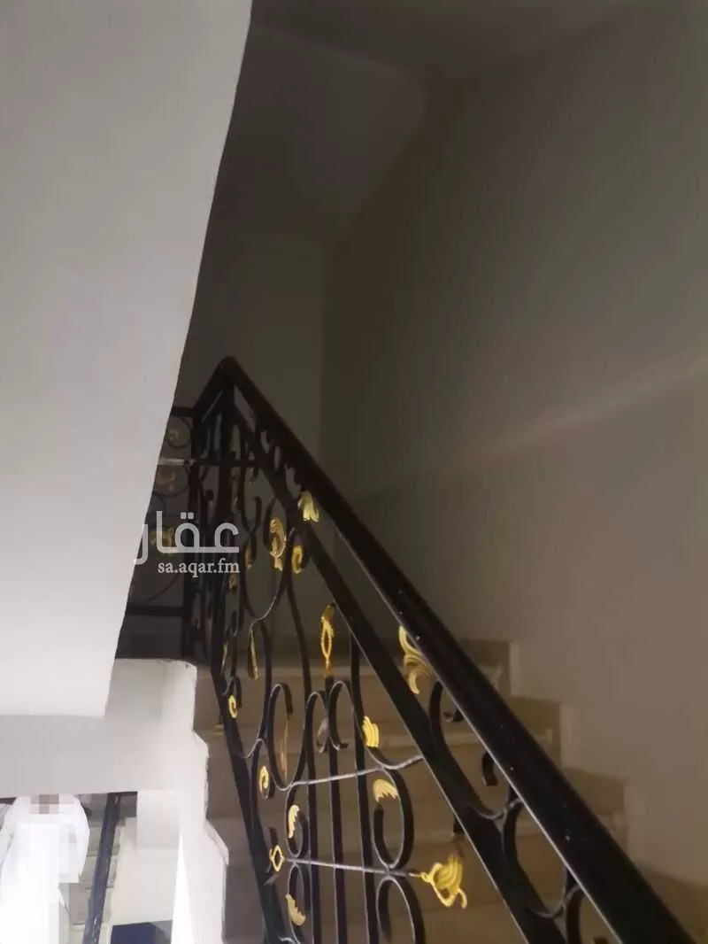 عمارة 619 م² في التنعيم 5