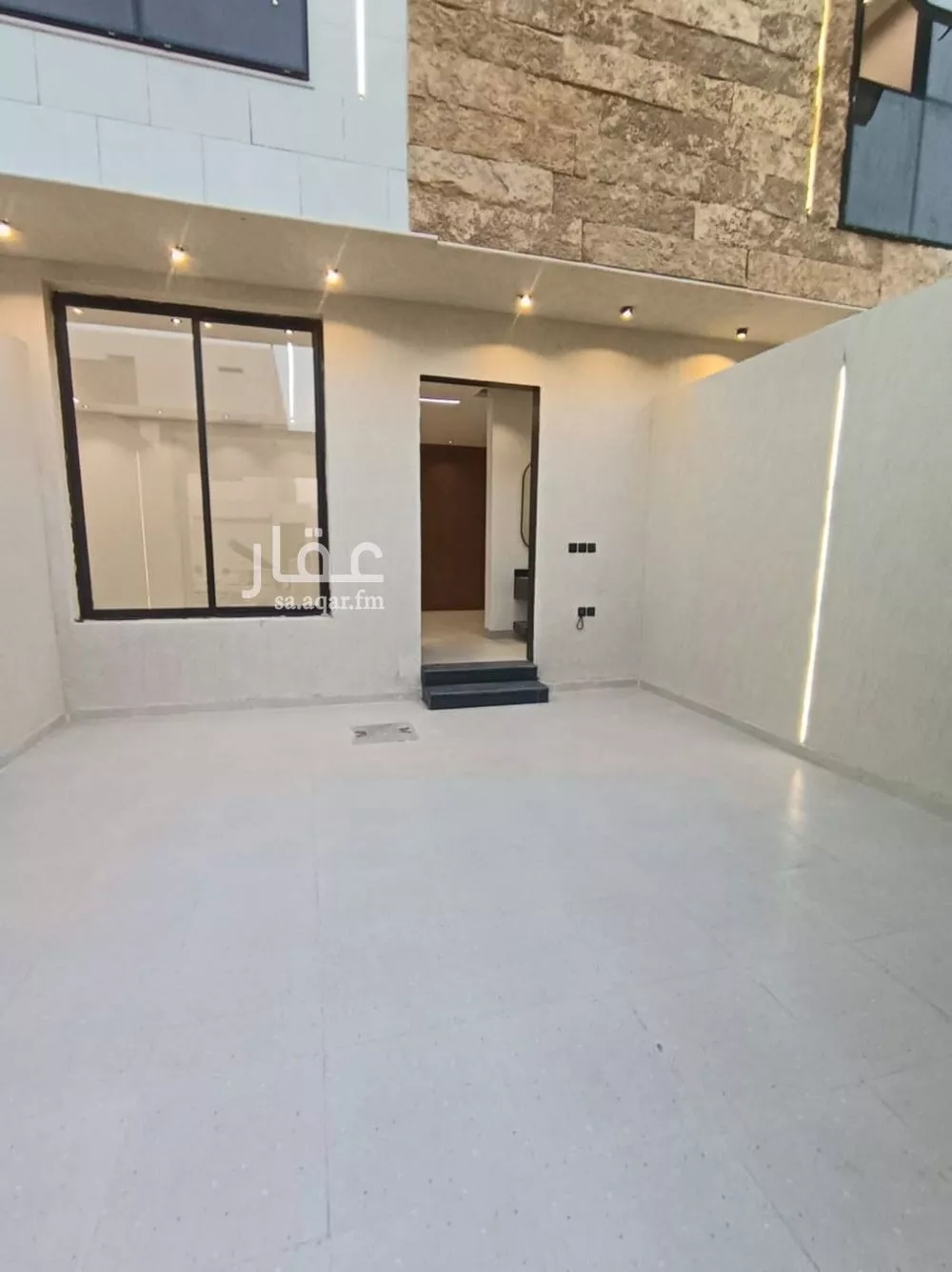 فيلا 5 غرف في عكاظ 1