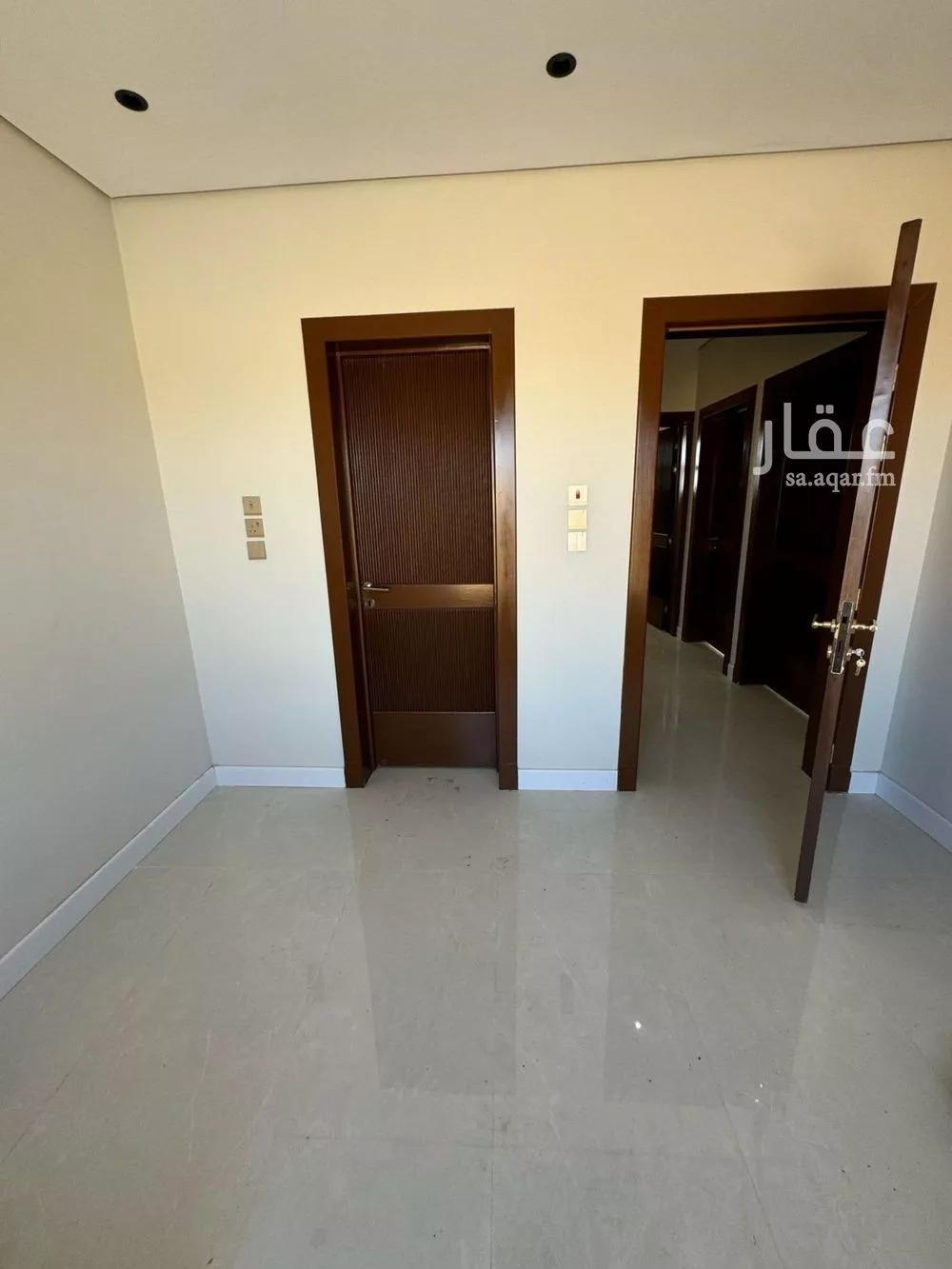 فيلا 7 غرف في ضاحية نمار 4